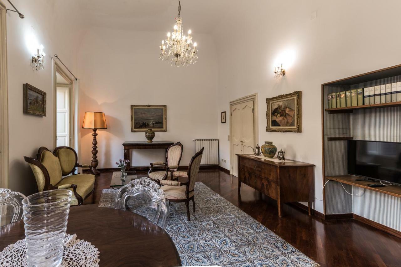 Appartamento Palazzo Pace Al Cassaro Palermo Exterior photo